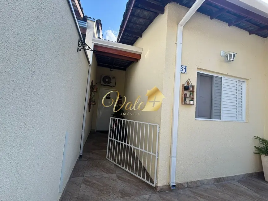 Foto 3 de Casa de Condomínio com 2 quartos à venda, 65m2 em Vila Paraíso, Cacapava - SP
