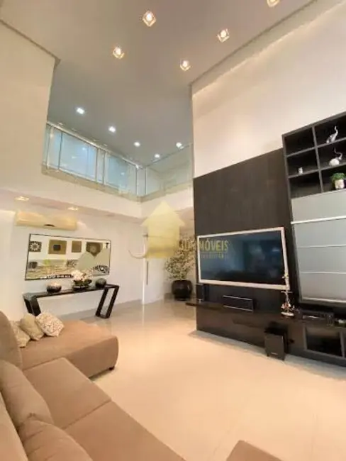 Sobrado com 5 quartos à venda, 821m2 em Jardim Itália, Cuiaba - MT - imagem 9 Foto 9 de Sobrado com 5 quartos à venda, 821m2 em Jardim Itália, Cuiaba - MT