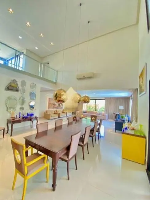 Sobrado com 5 quartos à venda, 821m2 em Jardim Itália, Cuiaba - MT - imagem 6 Foto 6 de Sobrado com 5 quartos à venda, 821m2 em Jardim Itália, Cuiaba - MT
