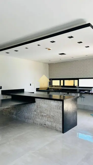 Casa de Condomínio com 4 quartos à venda, 280m2 em Jardim Itália, Cuiaba - MT - imagem 6 Foto 6 de Casa de Condomínio com 4 quartos à venda, 280m2 em Jardim Itália, Cuiaba - MT