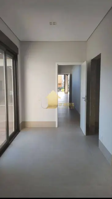 Casa de Condomínio com 3 quartos à venda, 384m2 em Jardim Itália, Cuiaba - MT - imagem 3 Foto 3 de Casa de Condomínio com 3 quartos à venda, 384m2 em Jardim Itália, Cuiaba - MT