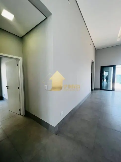 Foto 6 de Casa com 3 quartos à venda, 241m2 em Cuiaba - MT