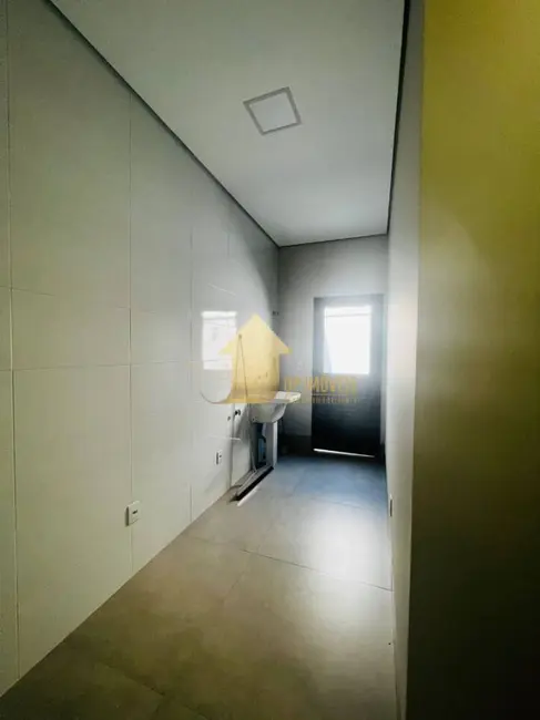 Foto 9 de Casa com 3 quartos à venda, 241m2 em Cuiaba - MT