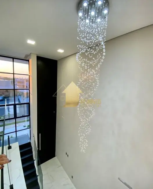 Sobrado com 4 quartos à venda, 222m2 em Cuiaba - MT - imagem 7 Foto 7 de Sobrado com 4 quartos à venda, 222m2 em Cuiaba - MT