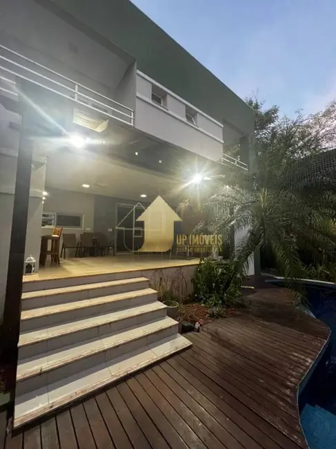 Sobrado com 3 quartos à venda, 454m2 em Condomínio Belvedere, Cuiaba - MT - imagem 5 Foto 5 de Sobrado com 3 quartos à venda, 454m2 em Condomínio Belvedere, Cuiaba - MT