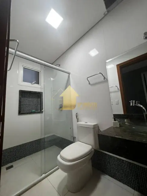 Sobrado com 3 quartos à venda, 454m2 em Condomínio Belvedere, Cuiaba - MT - imagem 6 Foto 6 de Sobrado com 3 quartos à venda, 454m2 em Condomínio Belvedere, Cuiaba - MT