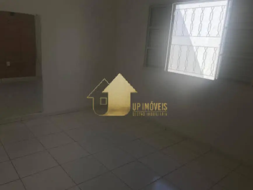 Casa com 3 quartos à venda, 300m2 em Parque Residencial Tropical Ville, Cuiaba - MT - imagem 4 Foto 4 de Casa com 3 quartos à venda, 300m2 em Parque Residencial Tropical Ville, Cuiaba - MT