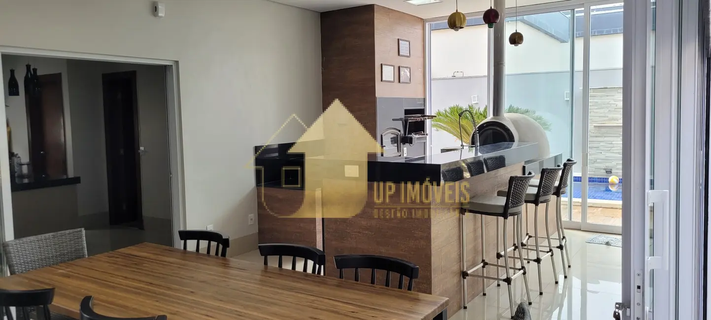 Foto 10 de Sobrado à venda, 450m2 em Cuiaba - MT