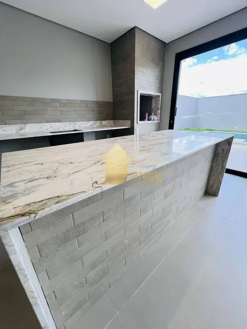 Sobrado com 3 quartos à venda, 456m2 em Cuiaba - MT - imagem 4 Foto 4 de Sobrado com 3 quartos à venda, 456m2 em Cuiaba - MT