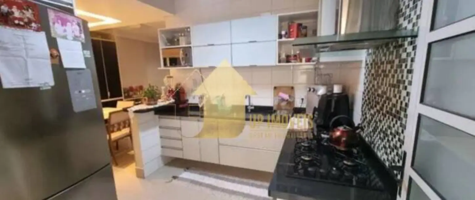 Casa de Condomínio com 3 quartos à venda, 140m2 em Despraiado, Cuiaba - MT - imagem 5 Foto 5 de Casa de Condomínio com 3 quartos à venda, 140m2 em Despraiado, Cuiaba - MT