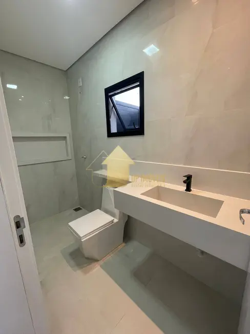 Casa com 3 quartos à venda, 152m2 em Cuiaba - MT - imagem 7 Foto 7 de Casa com 3 quartos à venda, 152m2 em Cuiaba - MT