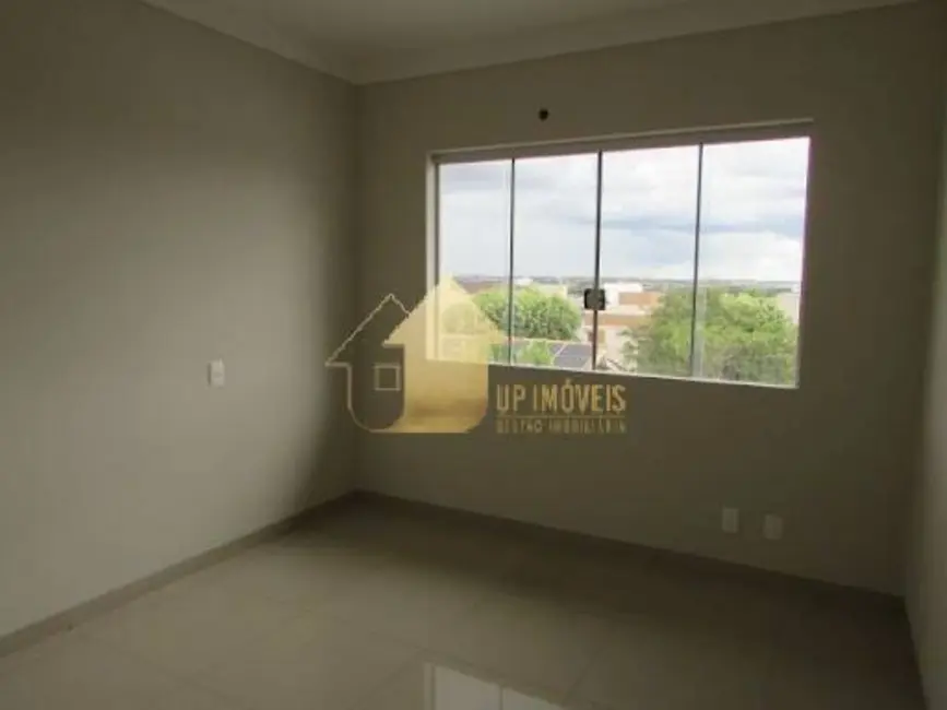 Foto 2 de Casa com 3 quartos à venda e para alugar, 297m2 em Jardim Imperial, Cuiaba - MT