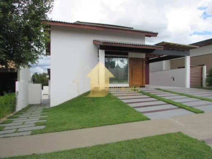 Foto 1 de Casa com 3 quartos à venda e para alugar, 297m2 em Jardim Imperial, Cuiaba - MT