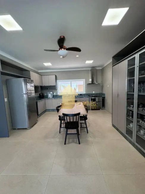 Sobrado com 5 quartos à venda, 313m2 em Condomínio Belvedere, Cuiaba - MT - imagem 3 Foto 3 de Sobrado com 5 quartos à venda, 313m2 em Condomínio Belvedere, Cuiaba - MT