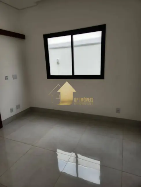 Casa de Condomínio com 3 quartos à venda, 135m2 em Jardim Imperial II, Cuiaba - MT - imagem 6 Foto 6 de Casa de Condomínio com 3 quartos à venda, 135m2 em Jardim Imperial II, Cuiaba - MT