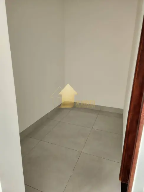 Casa de Condomínio com 3 quartos à venda, 135m2 em Jardim Imperial II, Cuiaba - MT - imagem 2 Foto 2 de Casa de Condomínio com 3 quartos à venda, 135m2 em Jardim Imperial II, Cuiaba - MT