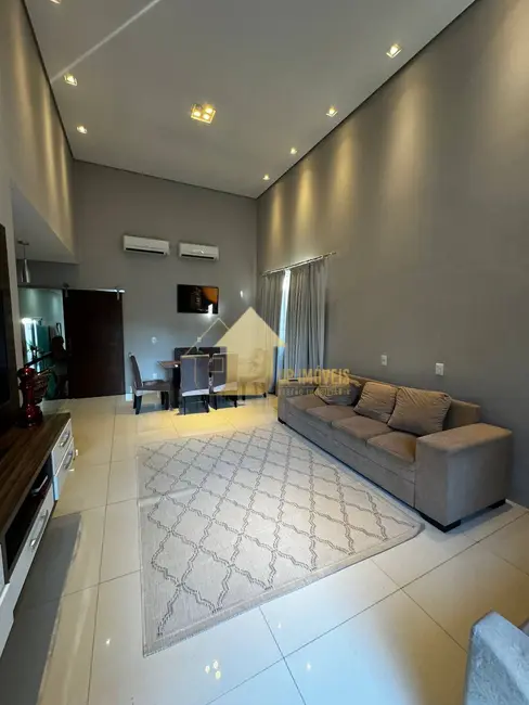 Foto 1 de Casa de Condomínio com 3 quartos para alugar em Condomínio Belvedere, Cuiaba - MT