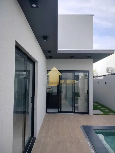 Casa de Condomínio com 3 quartos à venda, 250m2 em Cuiaba - MT - imagem 3 Foto 3 de Casa de Condomínio com 3 quartos à venda, 250m2 em Cuiaba - MT