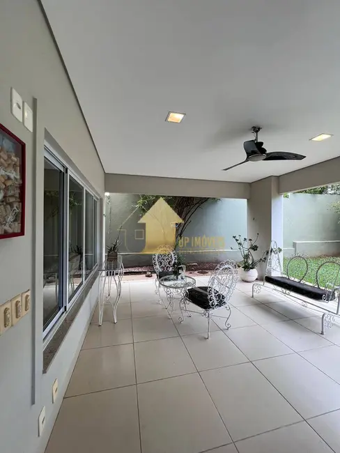 Foto 2 de Casa de Condomínio com 4 quartos à venda, 450m2 em Jardim Itália, Cuiaba - MT