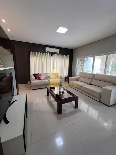 Foto 7 de Casa de Condomínio com 4 quartos à venda, 450m2 em Jardim Itália, Cuiaba - MT