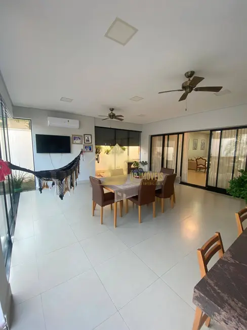 Foto 8 de Casa de Condomínio com 3 quartos à venda, 457m2 em Cuiaba - MT