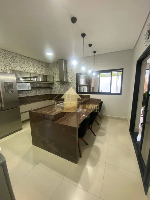 Foto 6 de Casa de Condomínio com 3 quartos à venda, 457m2 em Cuiaba - MT