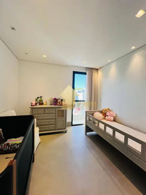 Casa com 4 quartos à venda, 375m2 em Jardim Imperial, Cuiaba - MT - imagem 9 Foto 9 de Casa com 4 quartos à venda, 375m2 em Jardim Imperial, Cuiaba - MT