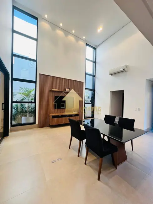 Foto 1 de Casa com 4 quartos à venda, 375m2 em Jardim Imperial, Cuiaba - MT