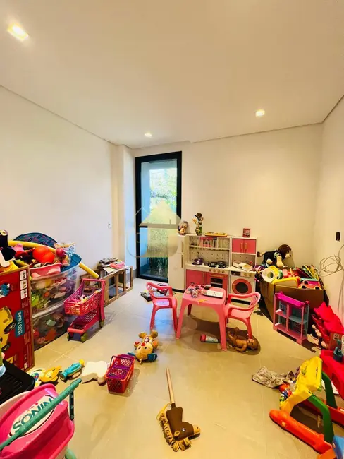 Casa com 4 quartos à venda, 375m2 em Jardim Imperial, Cuiaba - MT - imagem 3 Foto 3 de Casa com 4 quartos à venda, 375m2 em Jardim Imperial, Cuiaba - MT