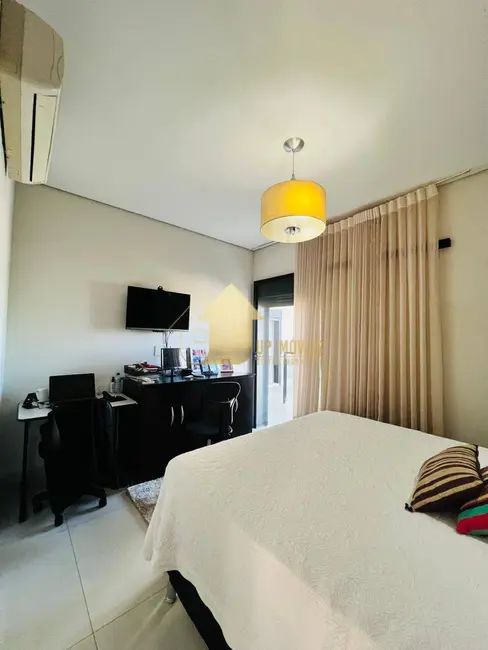 Casa com 3 quartos à venda, 381m2 em Jardim Imperial, Cuiaba - MT - imagem 4 Foto 4 de Casa com 3 quartos à venda, 381m2 em Jardim Imperial, Cuiaba - MT