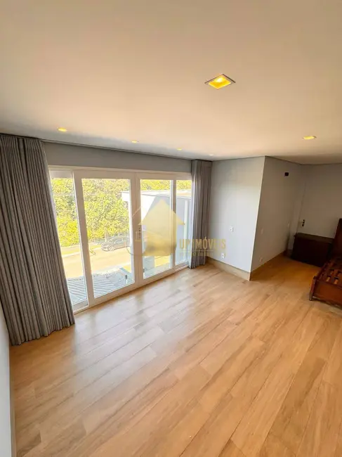 Casa com 4 quartos à venda, 667m2 em Condomínio Residencial Florais dos Lagos, Cuiaba - MT - imagem 8 Foto 8 de Casa com 4 quartos à venda, 667m2 em Condomínio Residencial Florais dos Lagos, Cuiaba - MT