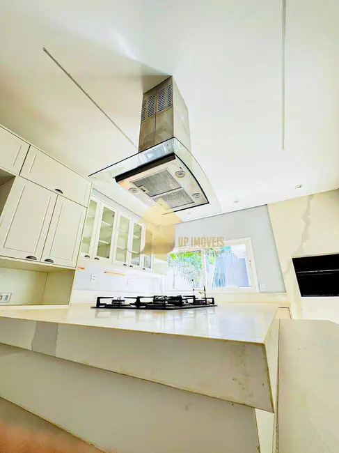 Casa com 4 quartos à venda, 667m2 em Condomínio Residencial Florais dos Lagos, Cuiaba - MT - imagem 4 Foto 4 de Casa com 4 quartos à venda, 667m2 em Condomínio Residencial Florais dos Lagos, Cuiaba - MT