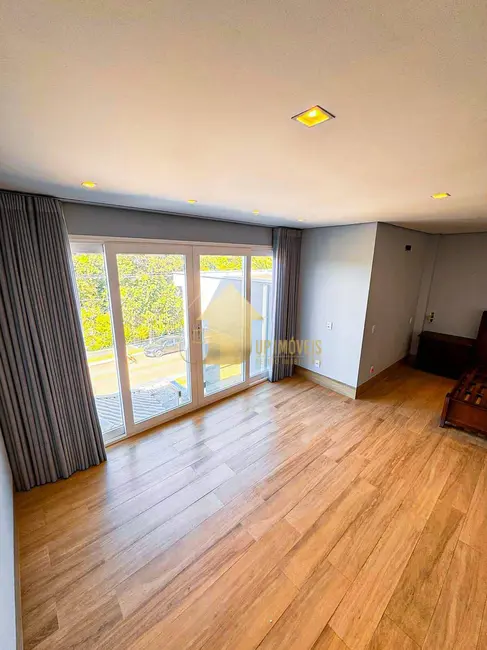 Casa com 4 quartos à venda, 667m2 em Condomínio Residencial Florais dos Lagos, Cuiaba - MT - imagem 7 Foto 7 de Casa com 4 quartos à venda, 667m2 em Condomínio Residencial Florais dos Lagos, Cuiaba - MT