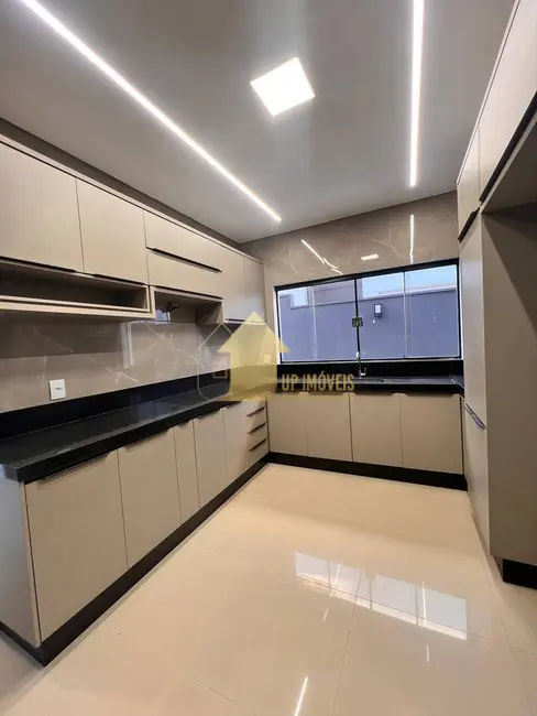 Casa de Condomínio com 4 quartos à venda e para alugar, 375m2 em Jardim Imperial, Cuiaba - MT - imagem 7 Foto 7 de Casa de Condomínio com 4 quartos à venda e para alugar, 375m2 em Jardim Imperial, Cuiaba - MT