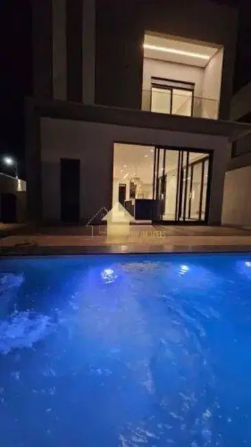 Casa de Condomínio com 3 quartos à venda, 186m2 em Cuiaba - MT - imagem 3 Foto 3 de Casa de Condomínio com 3 quartos à venda, 186m2 em Cuiaba - MT