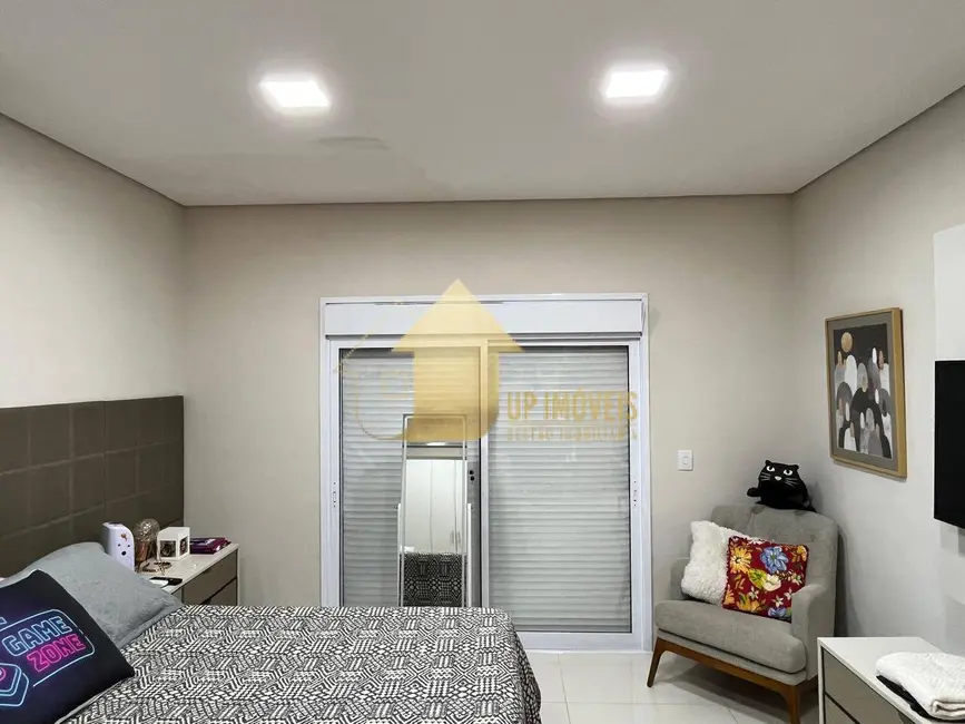Casa de Condomínio com 4 quartos à venda, 368m2 em Condomínio Belvedere, Cuiaba - MT - imagem 5 Foto 5 de Casa de Condomínio com 4 quartos à venda, 368m2 em Condomínio Belvedere, Cuiaba - MT