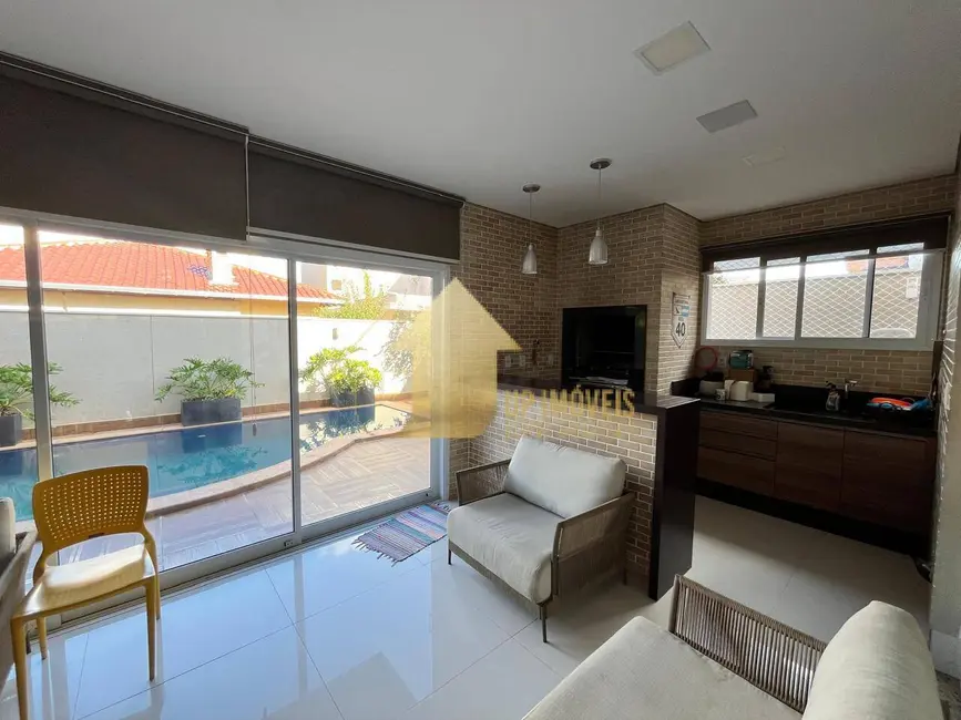 Foto 2 de Casa de Condomínio com 4 quartos à venda, 368m2 em Condomínio Belvedere, Cuiaba - MT
