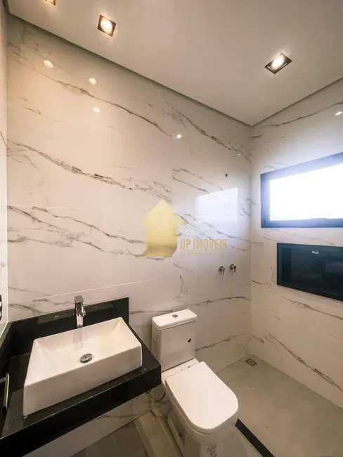 Casa de Condomínio com 3 quartos à venda, 371m2 em Cuiaba - MT - imagem 1 Foto 1 de Casa de Condomínio com 3 quartos à venda, 371m2 em Cuiaba - MT