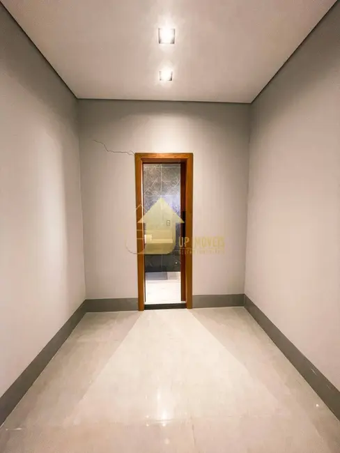 Casa de Condomínio com 3 quartos à venda, 371m2 em Cuiaba - MT - imagem 8 Foto 8 de Casa de Condomínio com 3 quartos à venda, 371m2 em Cuiaba - MT