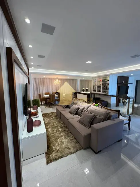 Apartamento com 3 quartos à venda, 169m2 em Duque de Caxias, Cuiaba - MT - imagem 3 Foto 3 de Apartamento com 3 quartos à venda, 169m2 em Duque de Caxias, Cuiaba - MT