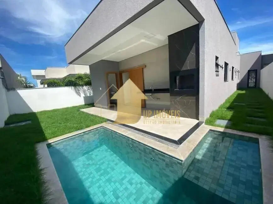Foto 1 de Casa de Condomínio com 3 quartos à venda e para alugar, 200m2 em Cuiaba - MT