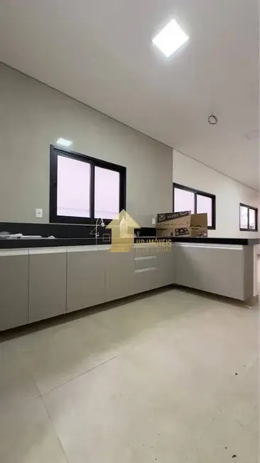 Casa de Condomínio com 3 quartos à venda e para alugar, 200m2 em Cuiaba - MT - imagem 3 Foto 3 de Casa de Condomínio com 3 quartos à venda e para alugar, 200m2 em Cuiaba - MT