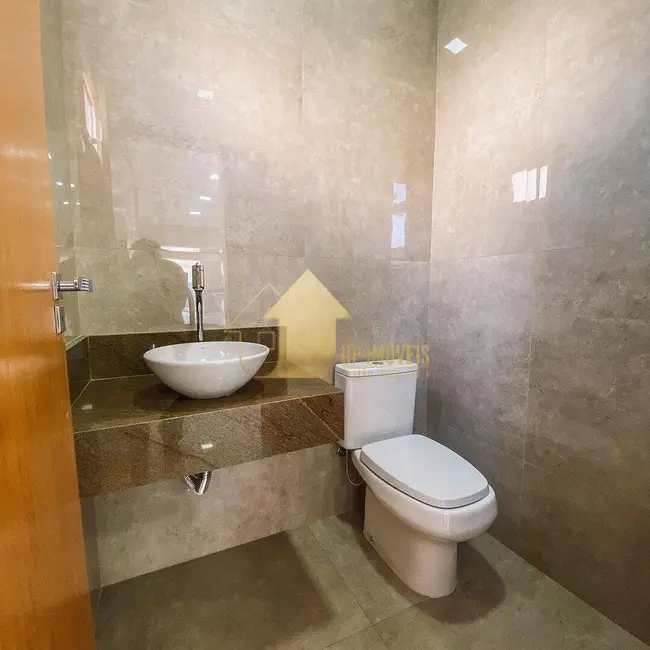 Casa de Condomínio com 3 quartos à venda, 250m2 em Cuiaba - MT - imagem 2 Foto 2 de Casa de Condomínio com 3 quartos à venda, 250m2 em Cuiaba - MT