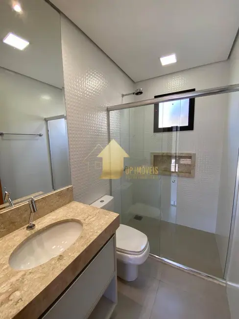 Foto 8 de Casa de Condomínio com 3 quartos à venda, 202m2 em Condomínio Belvedere, Cuiaba - MT