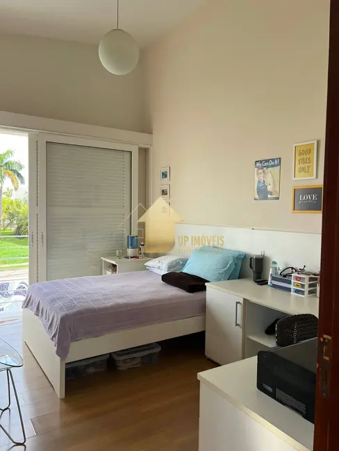 Casa de Condomínio com 4 quartos à venda, 900m2 em Jardim Itália, Cuiaba - MT - imagem 6 Foto 6 de Casa de Condomínio com 4 quartos à venda, 900m2 em Jardim Itália, Cuiaba - MT