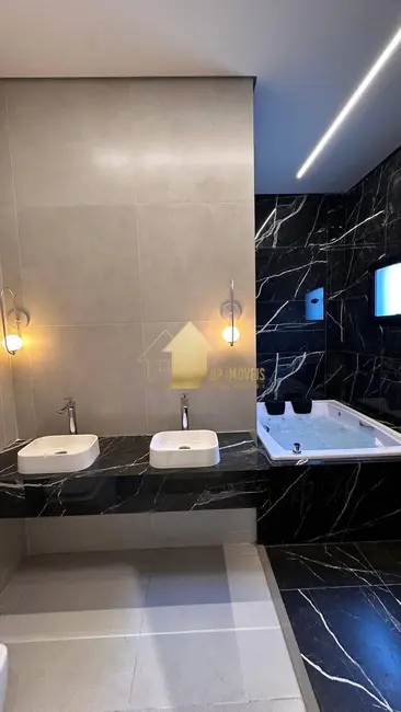 Casa de Condomínio com 3 quartos à venda, 300m2 em Condomínio Belvedere, Cuiaba - MT - imagem 8 Foto 8 de Casa de Condomínio com 3 quartos à venda, 300m2 em Condomínio Belvedere, Cuiaba - MT