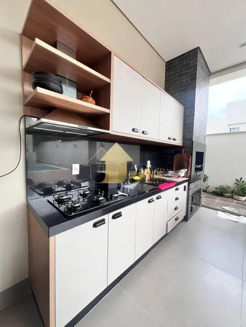 Foto 3 de Casa de Condomínio com 3 quartos à venda, 450m2 em Cuiaba - MT