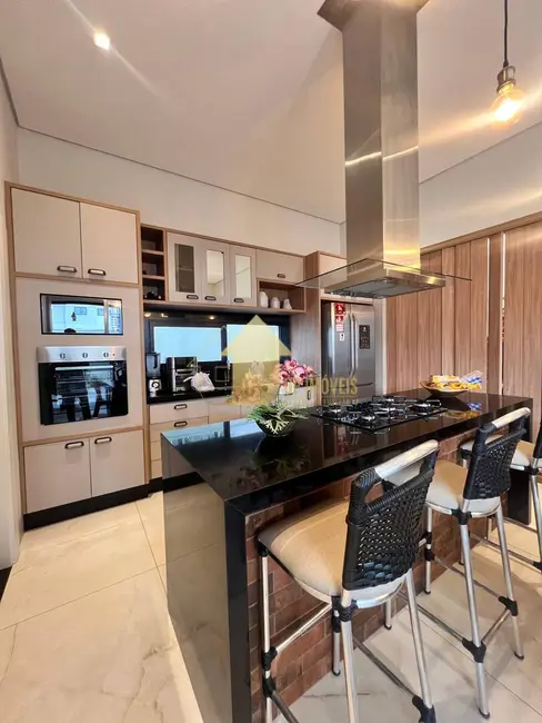 Foto 8 de Casa de Condomínio com 3 quartos à venda, 450m2 em Cuiaba - MT