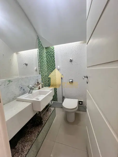 Foto 2 de Casa de Condomínio com 4 quartos à venda, 375m2 em Condomínio Belvedere, Cuiaba - MT