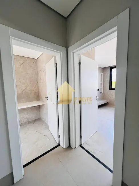 Casa de Condomínio com 4 quartos à venda, 635m2 em Jardim Itália, Cuiaba - MT - imagem 2 Foto 2 de Casa de Condomínio com 4 quartos à venda, 635m2 em Jardim Itália, Cuiaba - MT